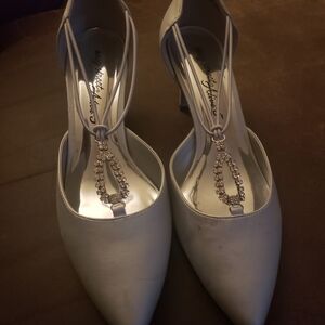 Elegant Silver Women's Shoes